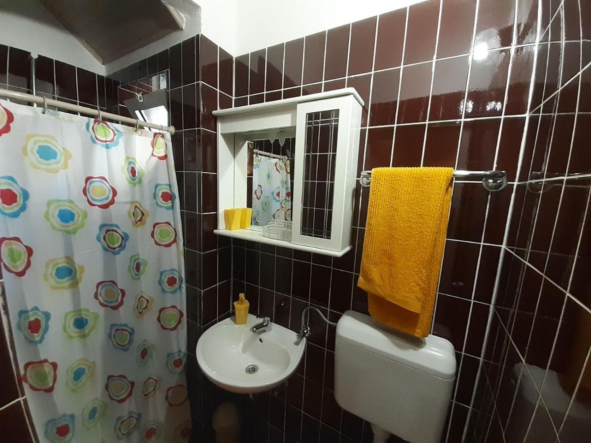Apartment Tonci Rab Town Buitenkant foto