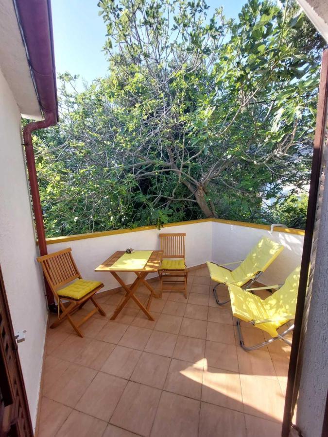 Apartment Tonci Rab Town Buitenkant foto