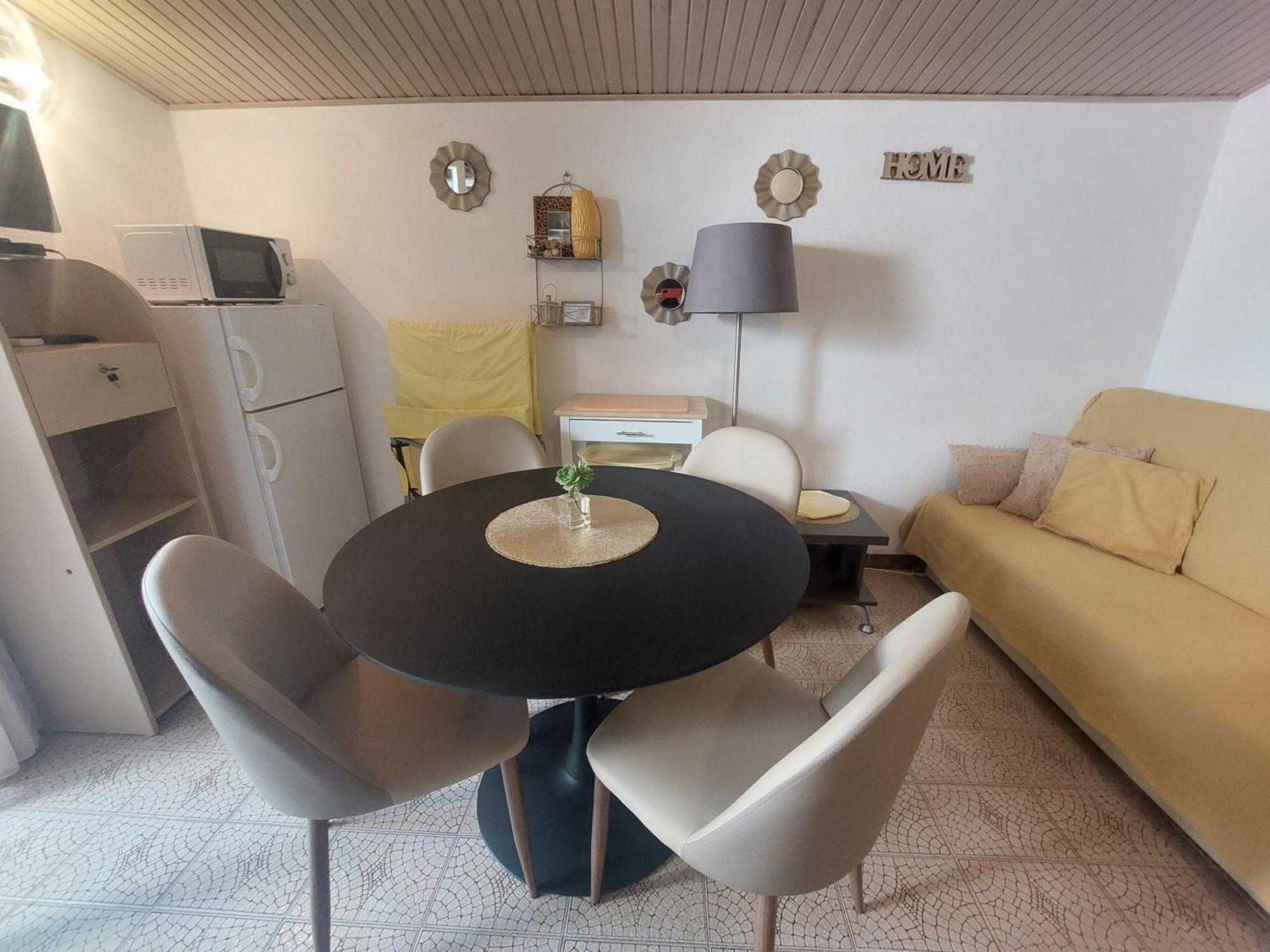 Apartment Tonci Rab Town Buitenkant foto