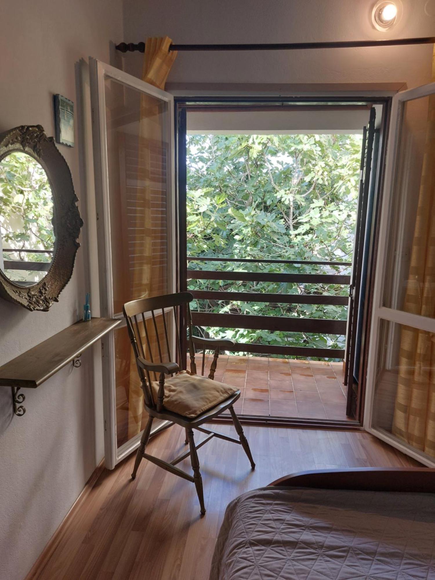Apartment Tonci Rab Town Buitenkant foto